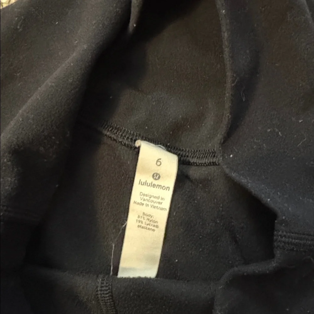Lululemon Athletica cropped leggings - Picture 3 of 4